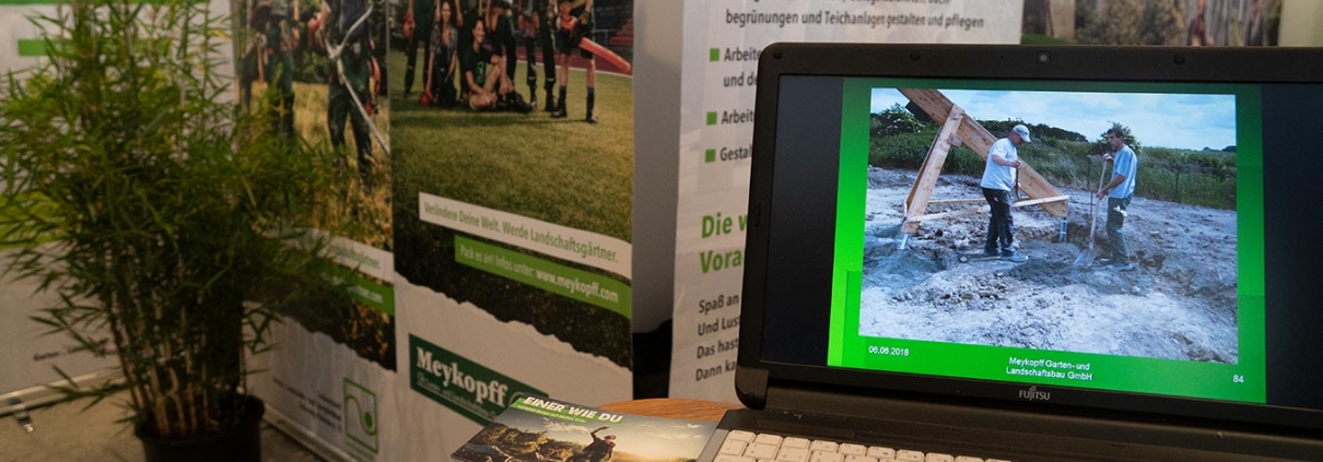 Meykopff Galabau - Vortrag mit Laptop auf der Nordjob